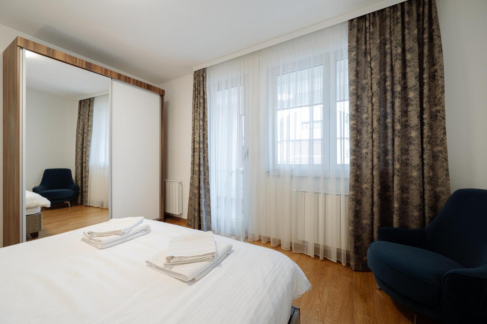 Apartman Square Trg Prijedor Exterior foto